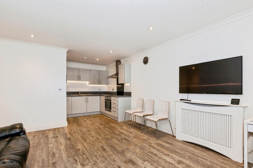 Kitchen / Living