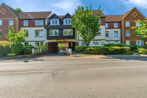 2 bedroom flat for sale, Linkfield Lane, Redhill, Surrey, RH1