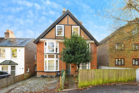 2 bedroom maisonette for sale, Gatton Park Road, Redhill, Surrey, RH1