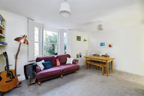 2 bedroom maisonette for sale, Gatton Park Road, Redhill, Surrey, RH1