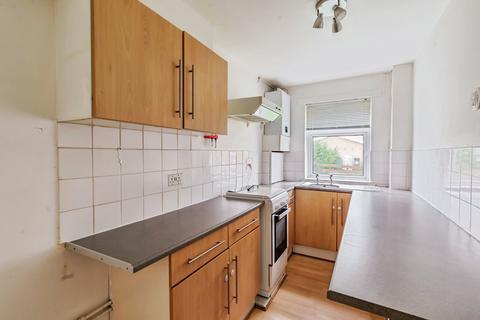 1 bedroom flat for sale, Rathgar Close, Redhill, Surrey, RH1