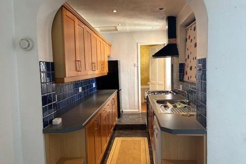 2 bedroom semi-detached house for sale, Earlswood Road, Redhill, Surrey, RH1
