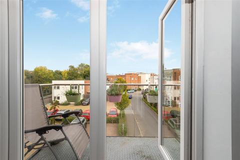 2 bedroom flat for sale, The Kilns, REDHILL, Surrey, RH1