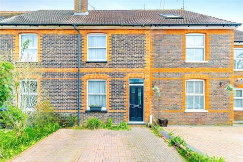 3 bedroom house for sale, Trindles Road, South Nutfield, Redhill, Surrey, RH1