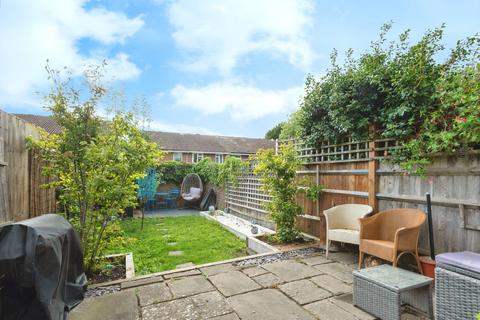 3 bedroom semi-detached house for sale, Osborne Road, Redhill, Surrey, RH1