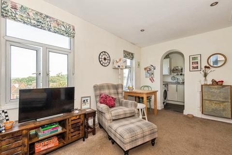 1 bedroom flat for sale, Mill Street, Redhill, Surrey, RH1