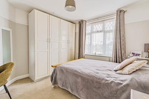 3 bedroom end of terrace house for sale, Prince Albert Square, Redhill, Surrey, RH1