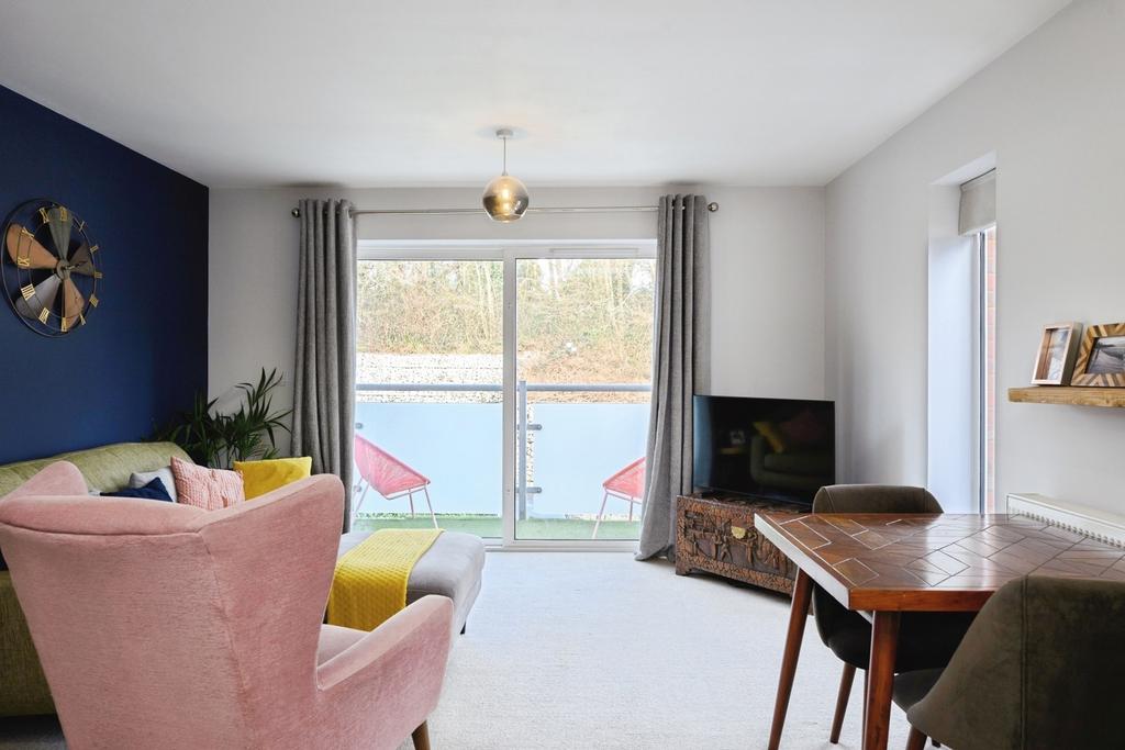 Pbox-IMG.jpg