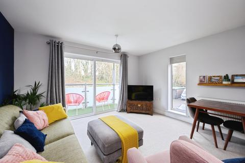 undefined, Canalside, Redhill, Surrey, RH1