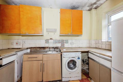 undefined, Clarendon Road, Wallington, SM6