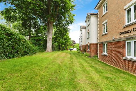 undefined, Queens Road, Sutton, SM2