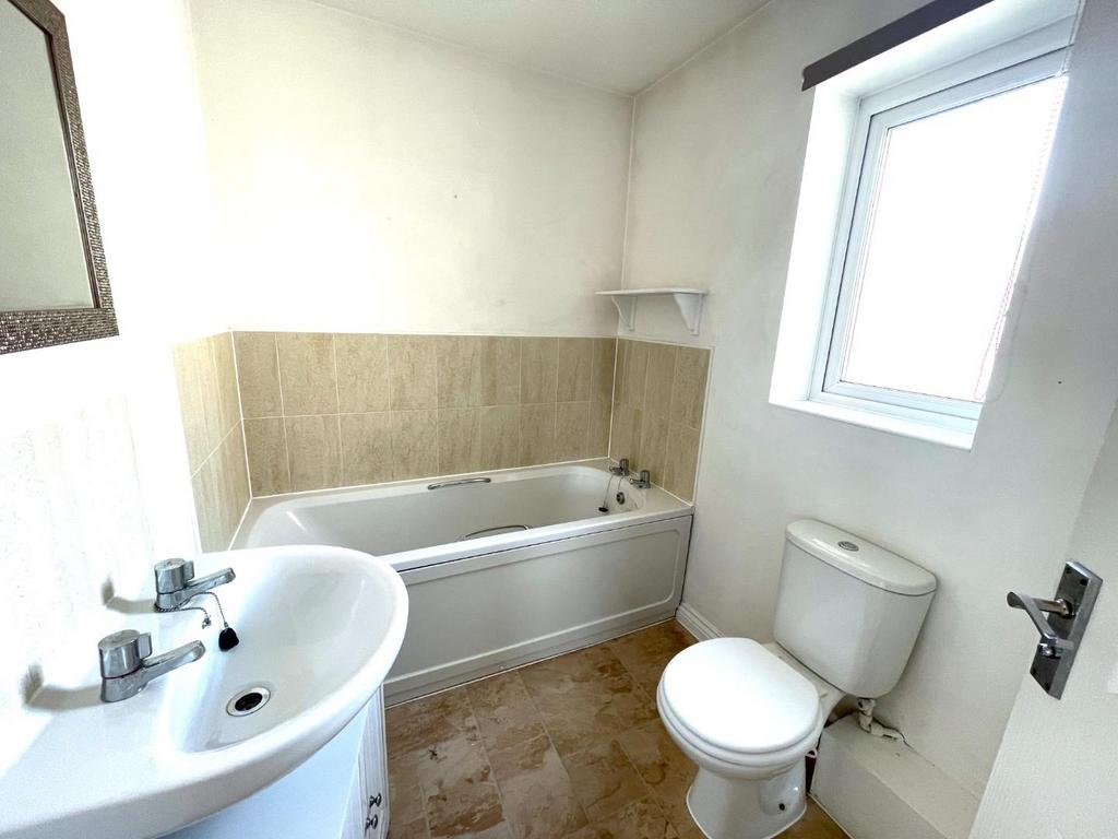 Bathroom.JPG