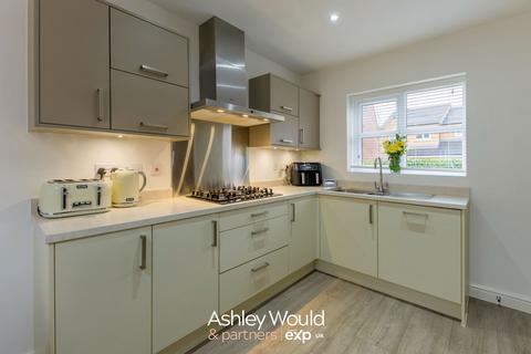 3 bedroom semi-detached house for sale, Bhullar Way, Oldbury B69