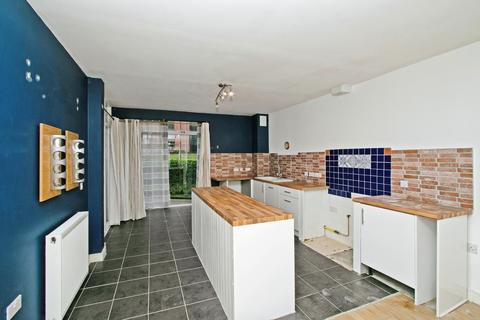 2 bedroom flat for sale, Tresawya Drive, Truro, Cornwall, TR1