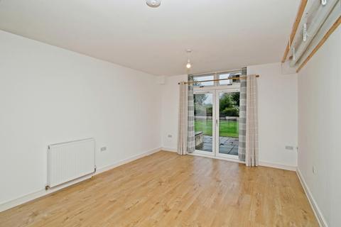 2 bedroom flat for sale, Tresawya Drive, Truro, Cornwall, TR1