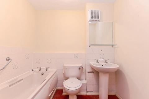 undefined, Thicket Road, Sutton, SM1