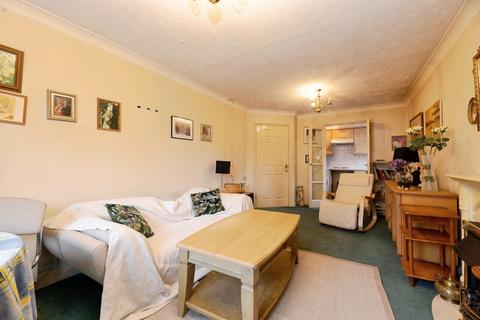 1 bedroom flat for sale, Cavendish Road, Sutton, SM2