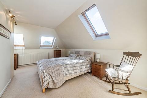 undefined, The Street, TADLEY, Hampshire, RG26