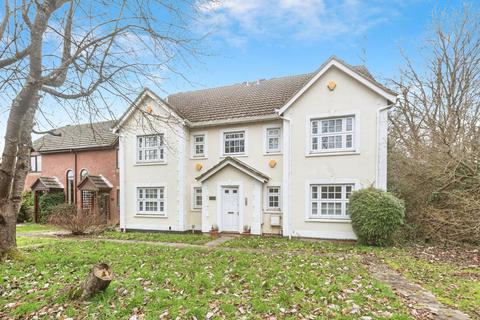 undefined, Holly Close, TADLEY, Hampshire, RG26