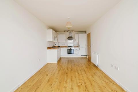 2 bedroom flat for sale, Victory Park Road, Addlestone, Surrey, KT15