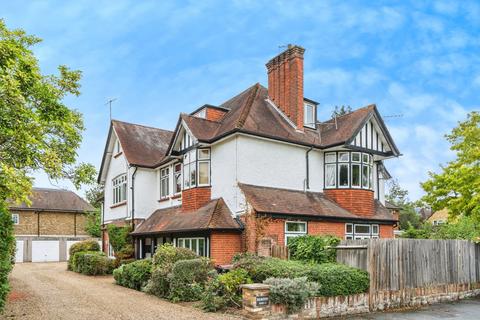 2 bedroom flat for sale, Holm Close, Woodham, Addlestone, Surrey, KT15