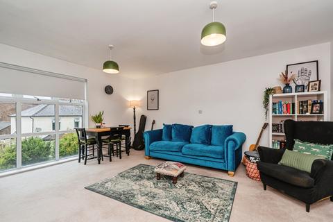 High Street, Addlestone, Surrey, KT15