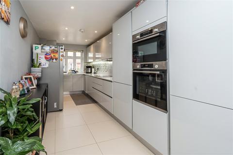 4 bedroom end of terrace house for sale, Liberty Hall Road, ADDLESTONE, Surrey, KT15