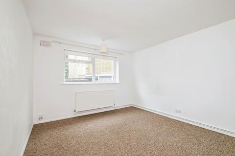 undefined, Goldsworth Road, Woking, Surrey, GU21