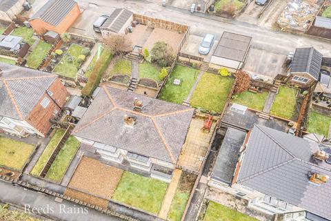 3 bedroom semi-detached house for sale, Leeds Road, West Yorkshire WF12