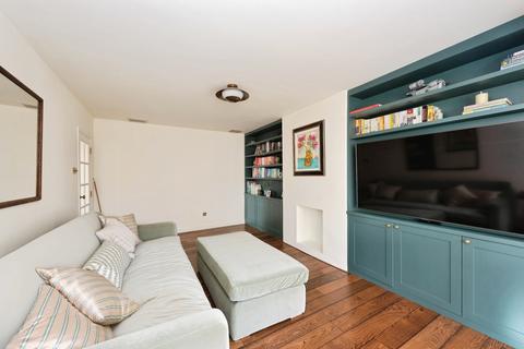 undefined, Alsom Avenue, Worcester Park, Surrey, KT4