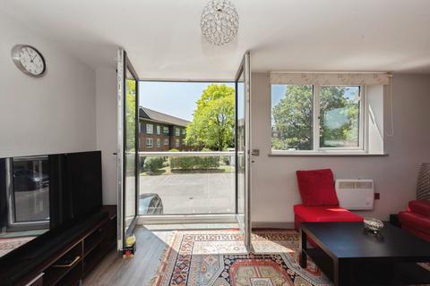 undefined, Park Terrace, Worcester Park, KT4