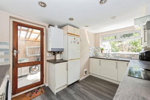 undefined, Kinross Avenue, WORCESTER PARK, Surrey, KT4