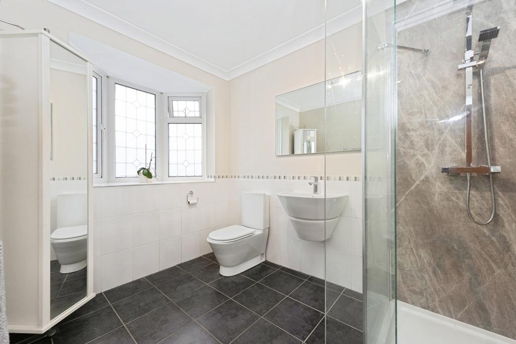 Ensuite