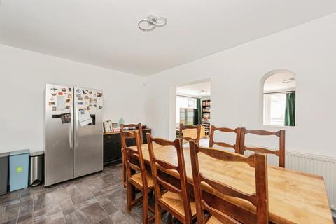 undefined, Vale Road, Worcester Park, Surrey, KT4
