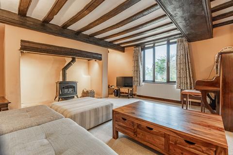3 bedroom detached house for sale, Historic Charm and Tranquillity in Lingwood