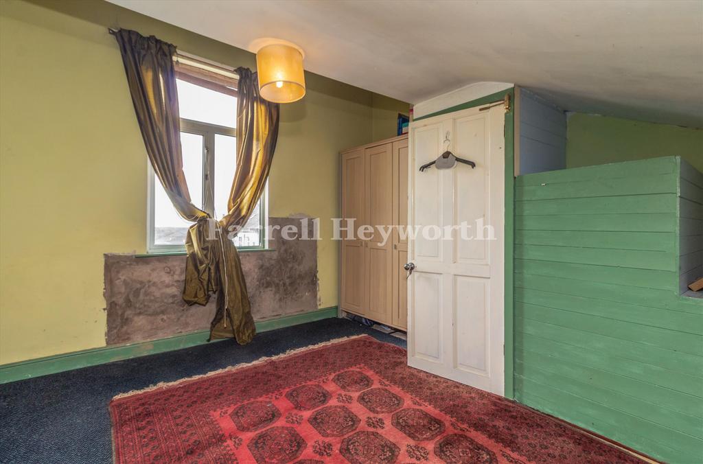 Loft Room image 3