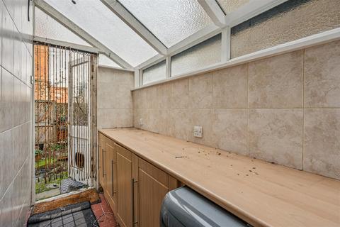 3 bedroom terraced house for sale, Whellock Road, London