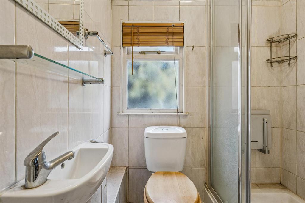 FOR SALE - Whellock Road, W4