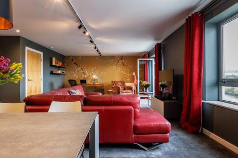 2 bedroom apartment for sale, Ouseburn Wharf, Quayside, Newcastle Upon Tyne