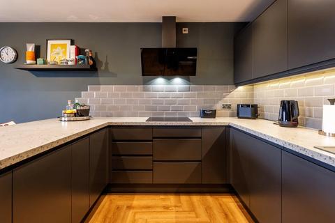 2 bedroom apartment for sale, Ouseburn Wharf, Quayside, Newcastle Upon Tyne