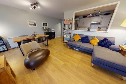 2 bedroom apartment for sale, Potato Wharf, Castlefield, Manchester