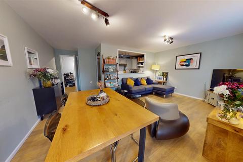 2 bedroom apartment for sale, Potato Wharf, Castlefield, Manchester