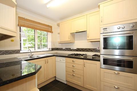 undefined, Vale Farm Road, Woking GU21