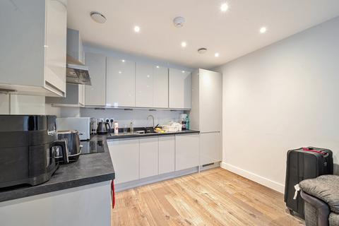 undefined, Hearn House, Merrielands Crescent, Dagenham, RM9