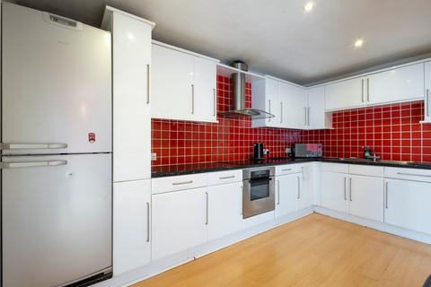 3 bedroom terraced house for sale, Tower Hamlets Road, London E17