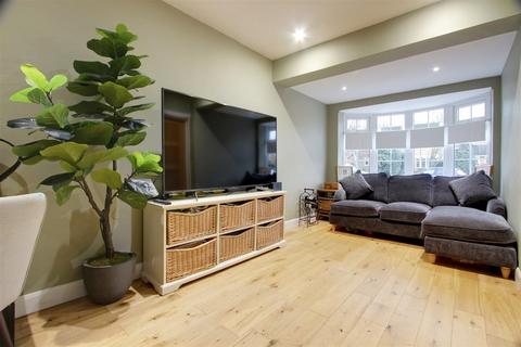 5 bedroom detached house for sale, Tring, Herts