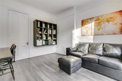 2 bedroom flat to rent, Rossiter Road, London