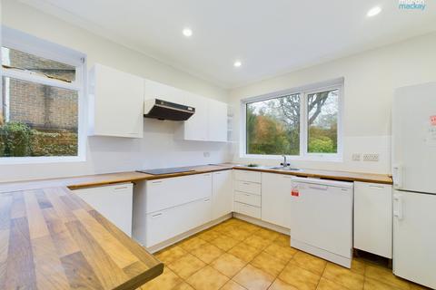 undefined, Hove Park Road, Hove, East Sussex, BN3