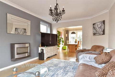 3 bedroom detached house for sale, Halcot Avenue, Bexleyheath, Kent