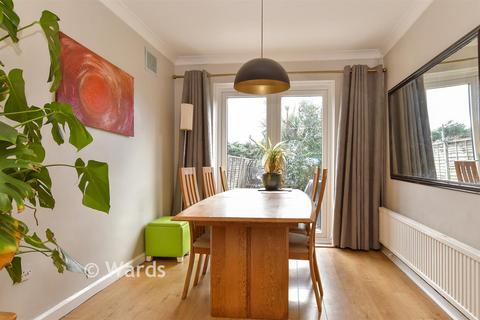 3 bedroom detached house for sale, Halcot Avenue, Bexleyheath, Kent